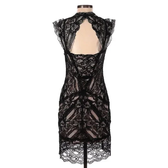 ASO THE VAMPIRE DIARIES ELENA GILBERT Lace Dress EUC RARE - Picture 6 of 8